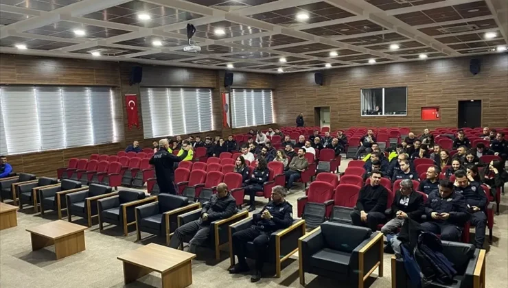 Kırşehir’de Emniyet Personeline Afet Farkındalık Eğitimi Verildi