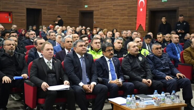 Kırşehir’de Güvenli Eğitim Değerlendirme Toplantısı Yapıldı